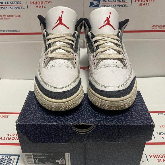 Nike Air Jordan 3 Retro “Denim Fire Red” 2020 - Picture 3 of 7